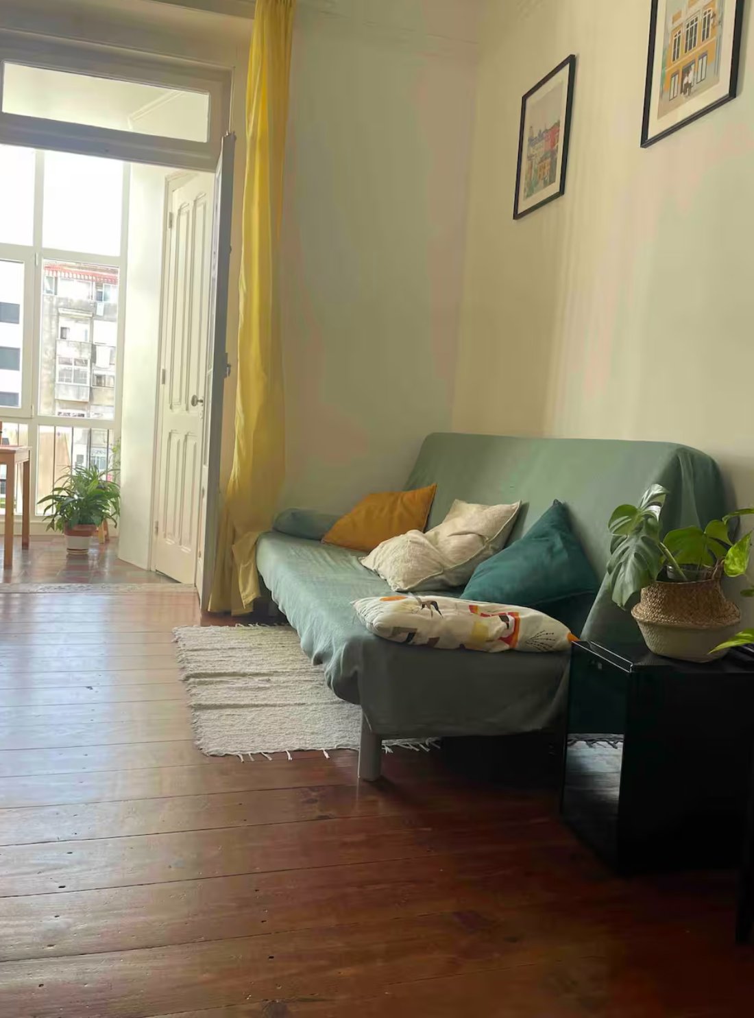 Room with Annexed Private Office and Balcony - Image 2