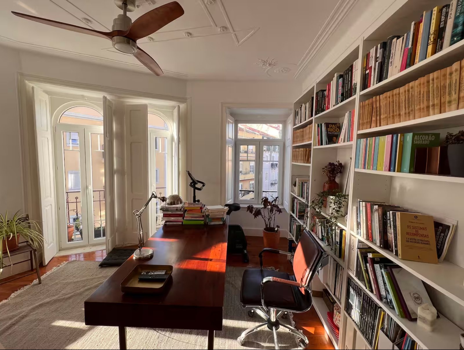 Casa das Flores 4BR + Office Space and A/C - Image 1