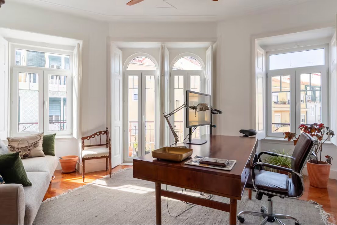 Casa das Flores 4BR + Office Space and A/C - Image 13