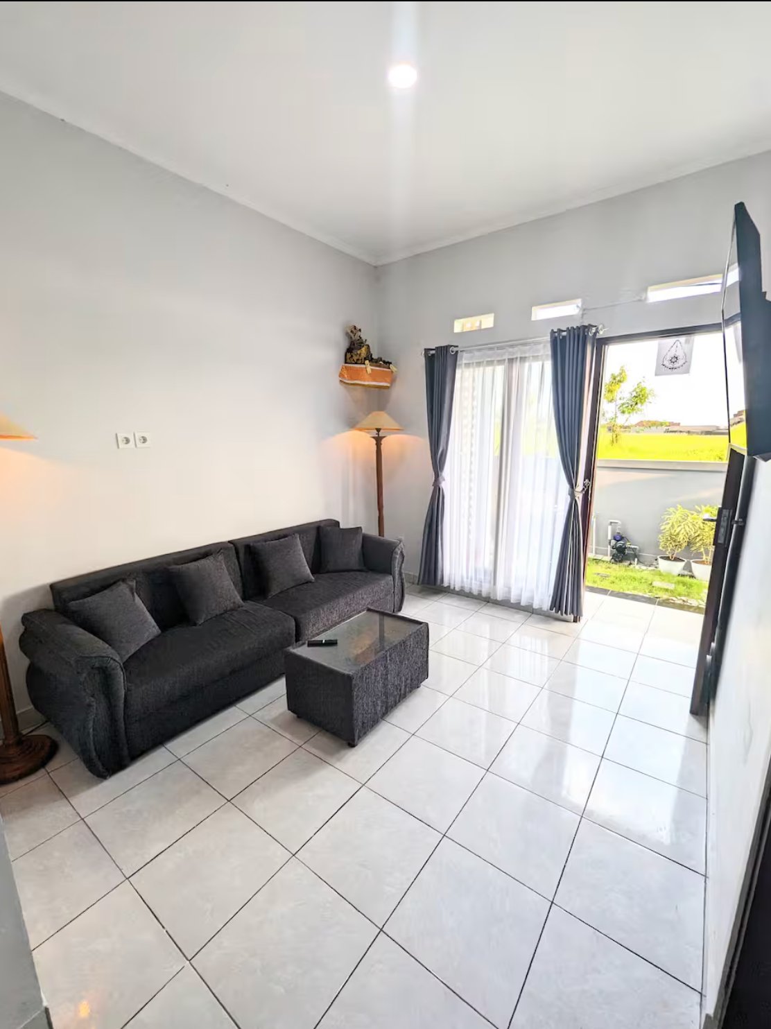 Private Local House With Office - Image 2