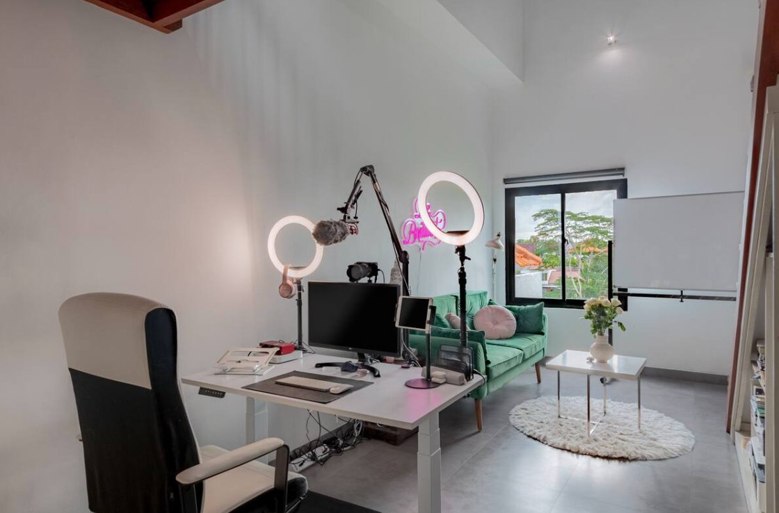 Sauna 2 Bedroom w Office - Image 1