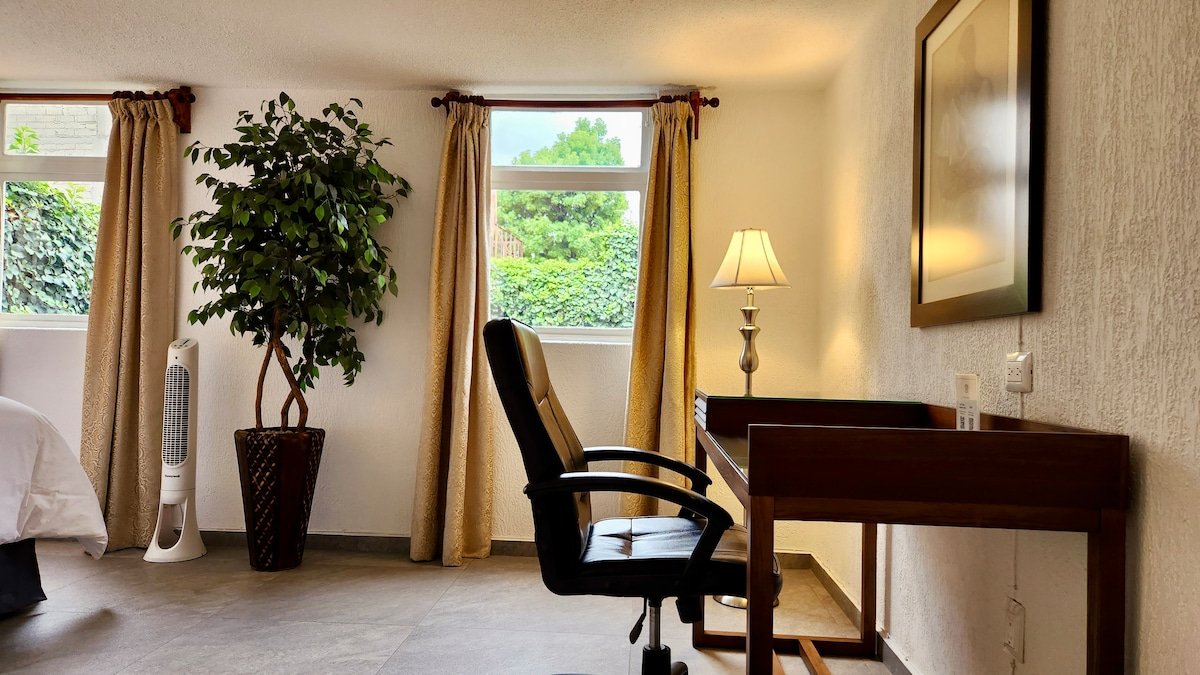 Casa Tamayo | Desk · Garden View - Image 1